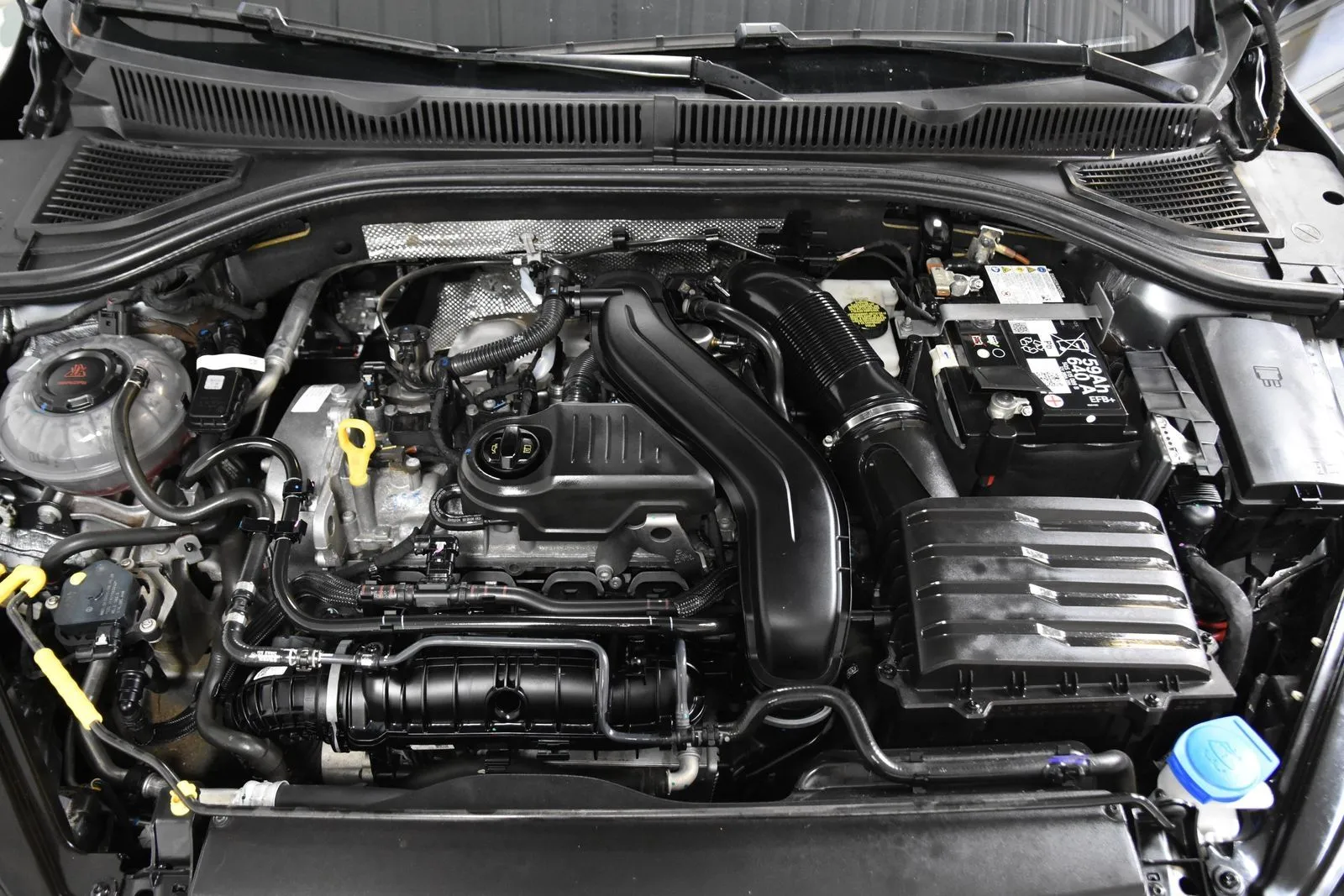 Volkswagen Jetta photo 32