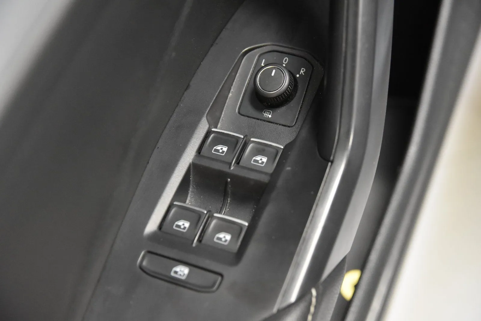 Volkswagen Jetta photo 13