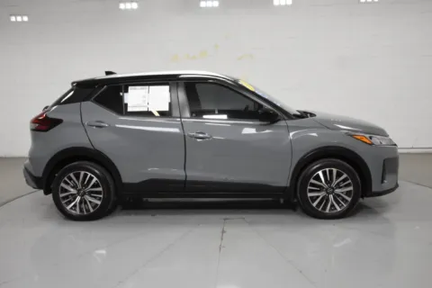 More photos of 2023 Nissan Kicks SV at Trevinos Auto Mart, TX