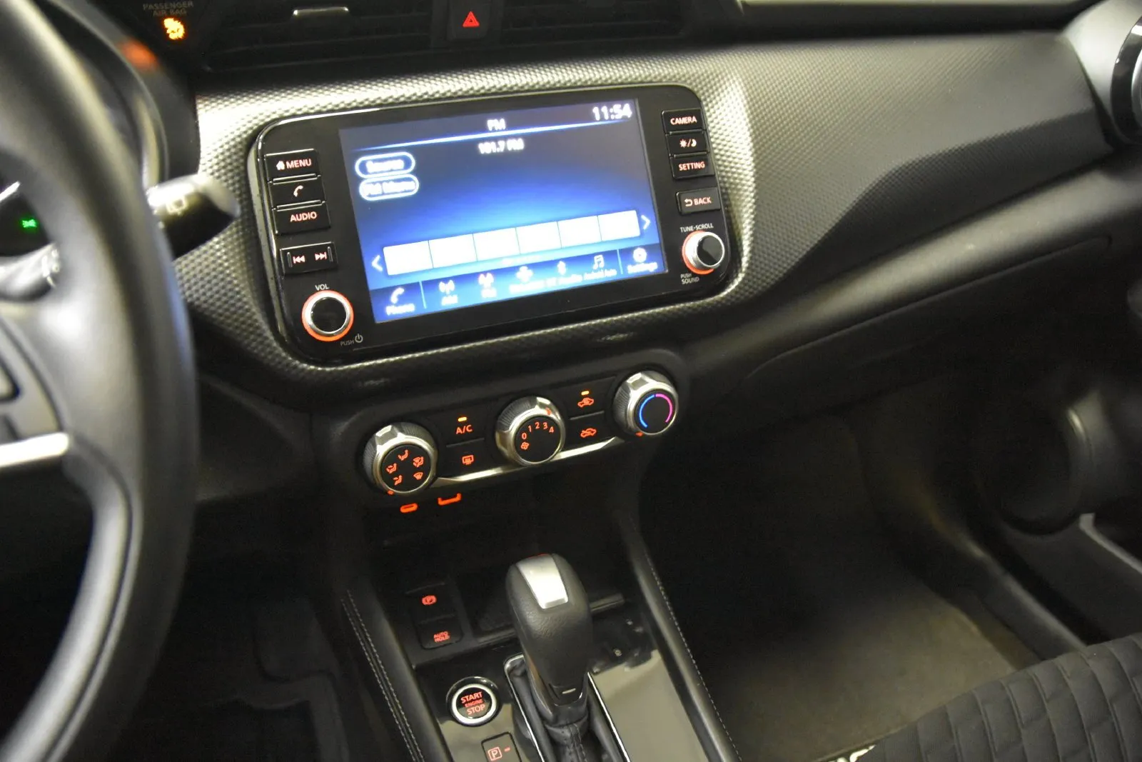 Nissan Kicks photo 18