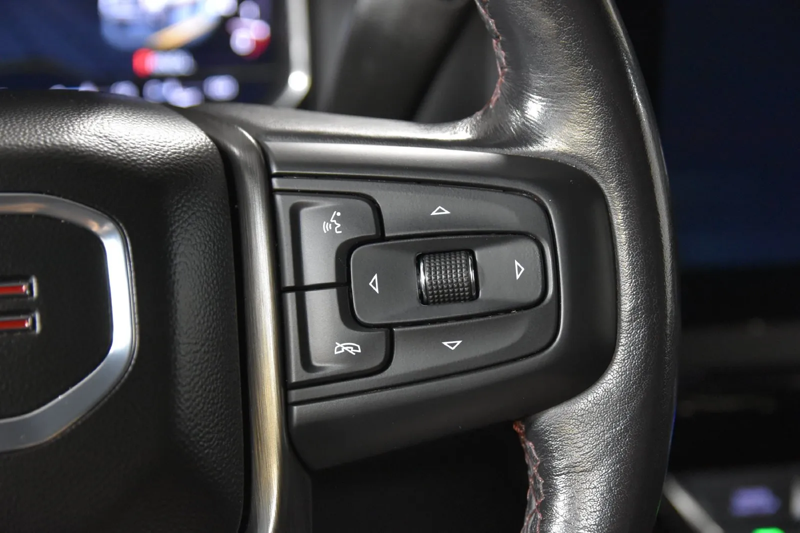 GMC Sierra photo 17