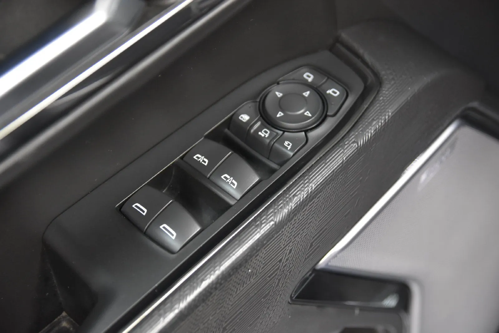 GMC Sierra photo 13