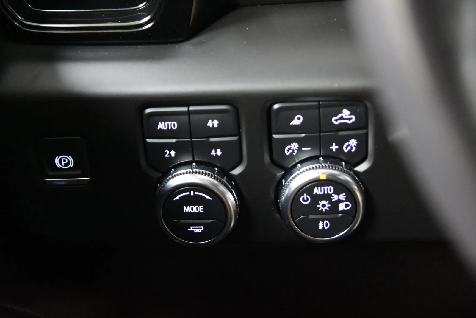 GMC Sierra photo 19