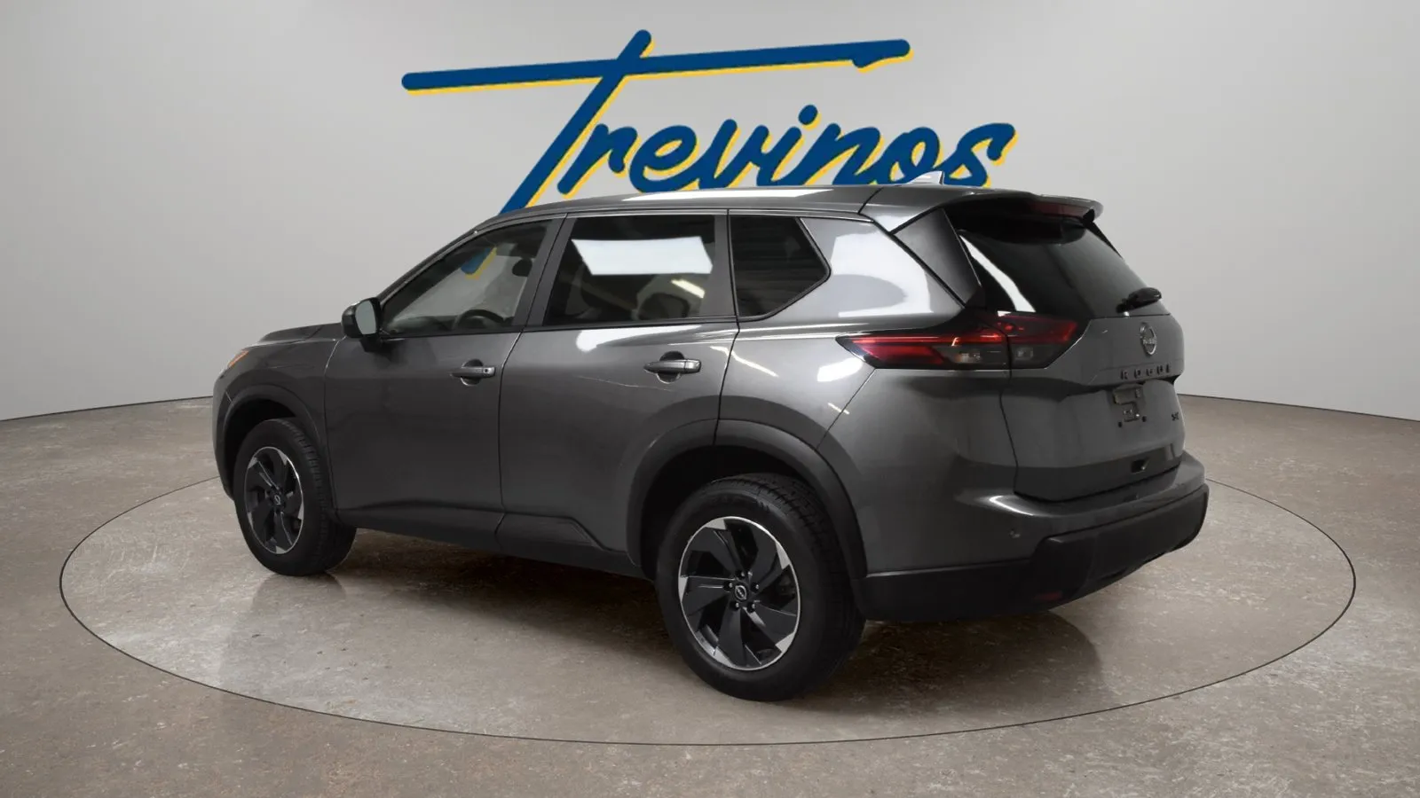 Nissan Rogue photo 9