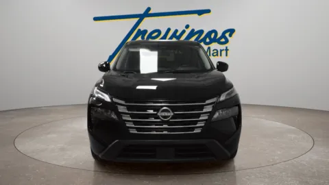 More photos of 2025 Nissan Rogue SV at Trevinos Auto Mart, TX