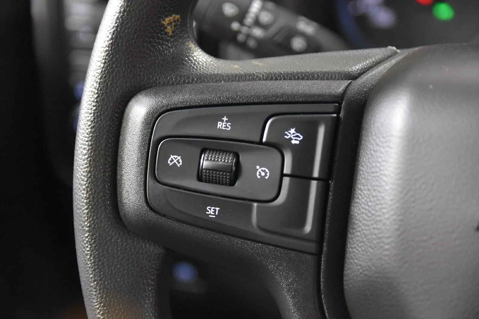 Chevrolet Silverado photo 15