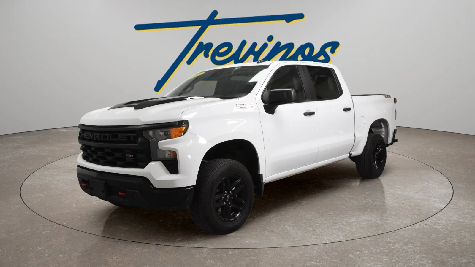 Chevrolet Silverado photo 8