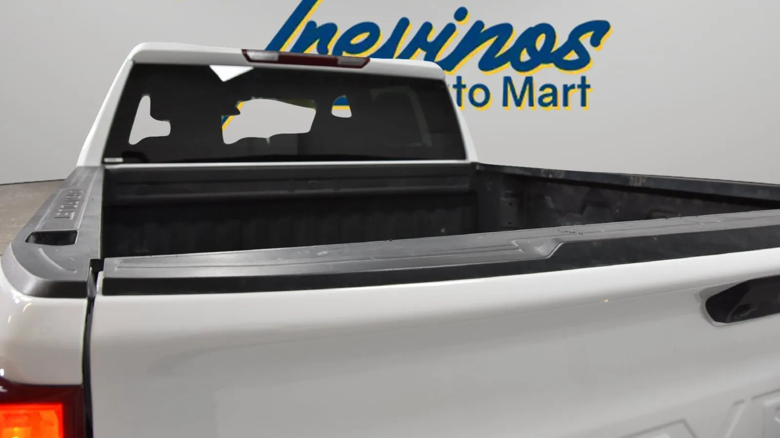 Chevrolet Silverado photo 31