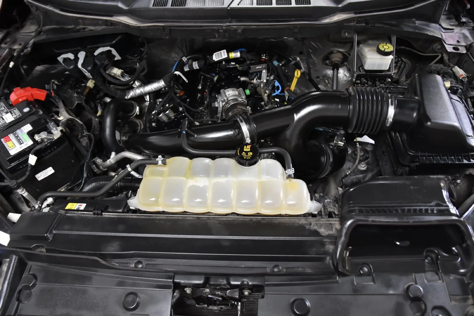Ford F-150 photo 38