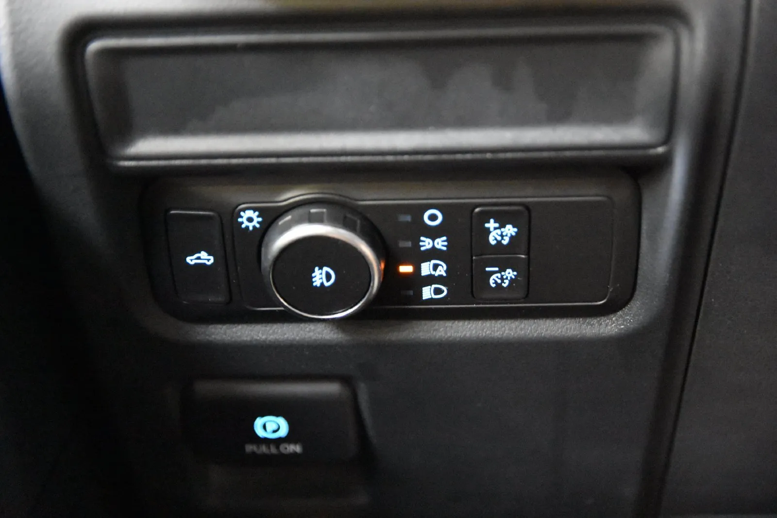 Ford F-150 photo 19