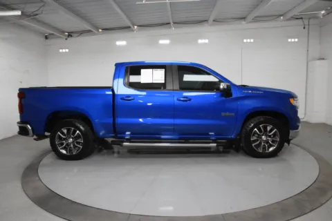 More photos of 2022 Chevrolet Silverado 1500 LT at Trevinos Auto Mart, TX