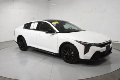 White 2025 Kia K4 GT-Line Turbo for sale in McAllen, TX