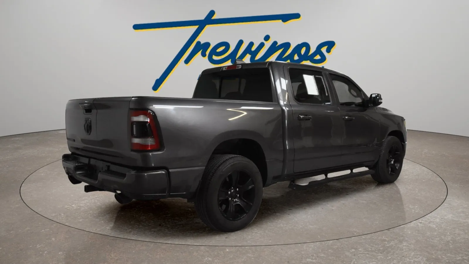 Ram 1500 photo 2