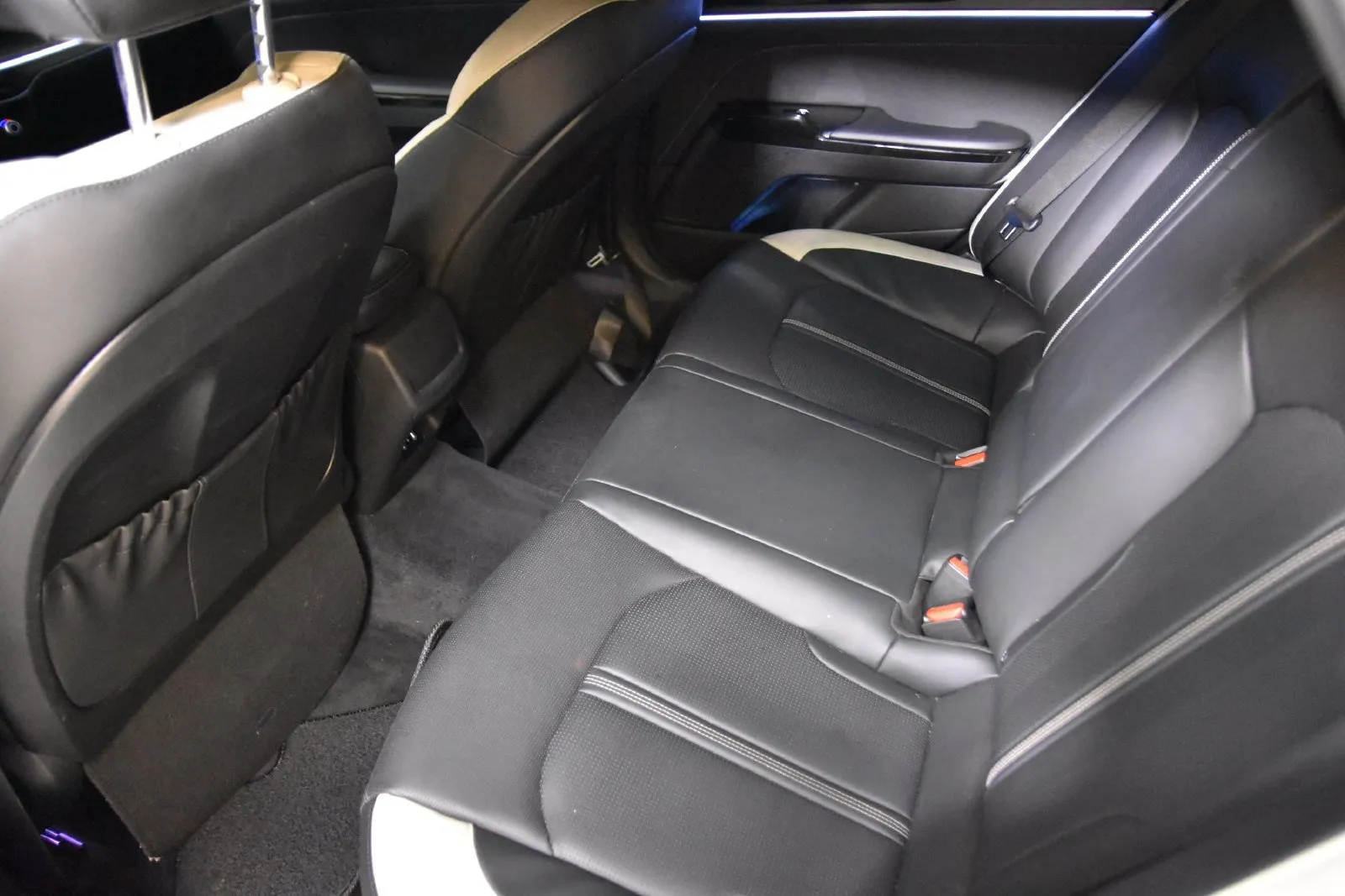 Kia K5 photo 29