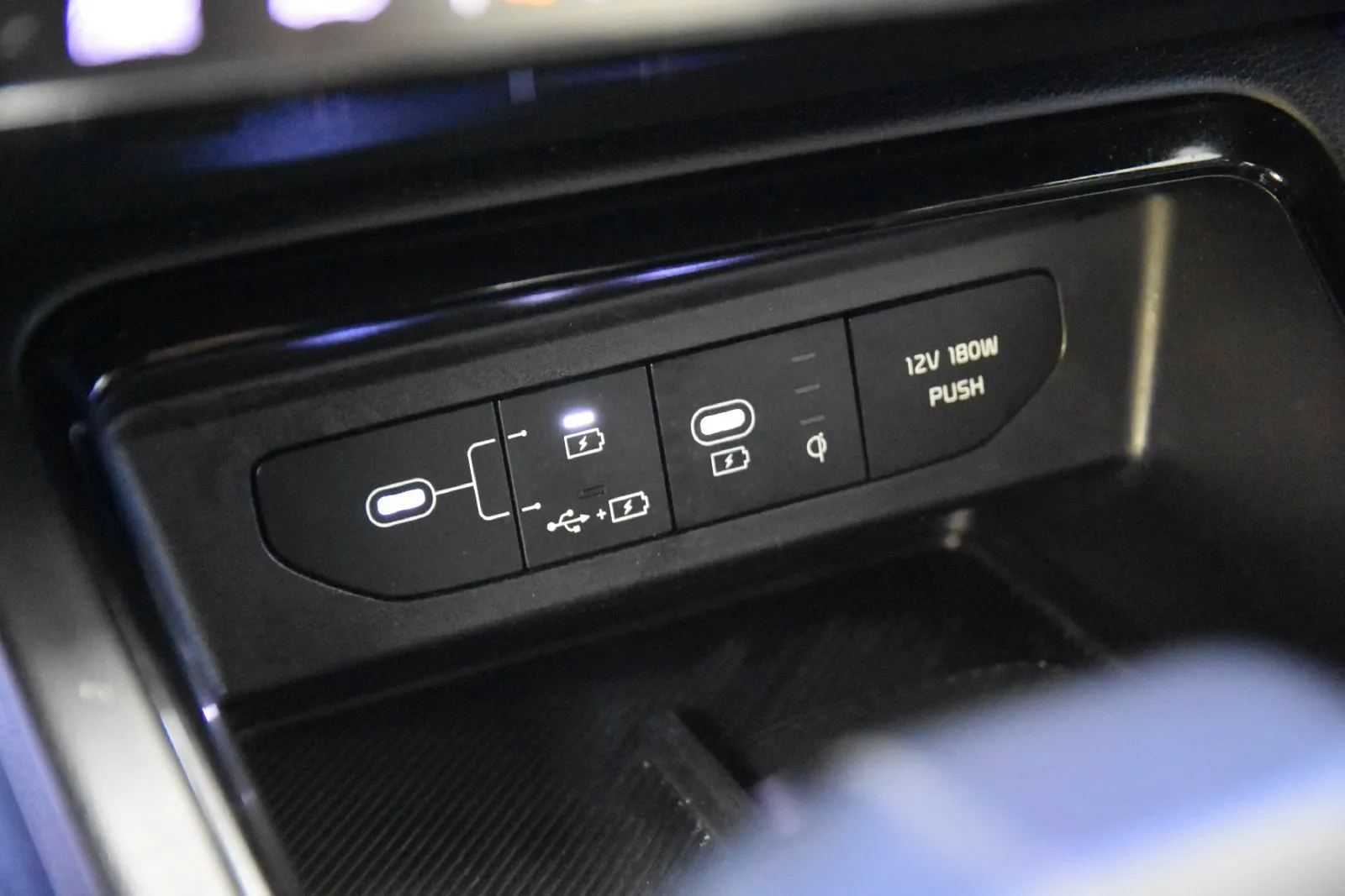 Kia K5 photo 22