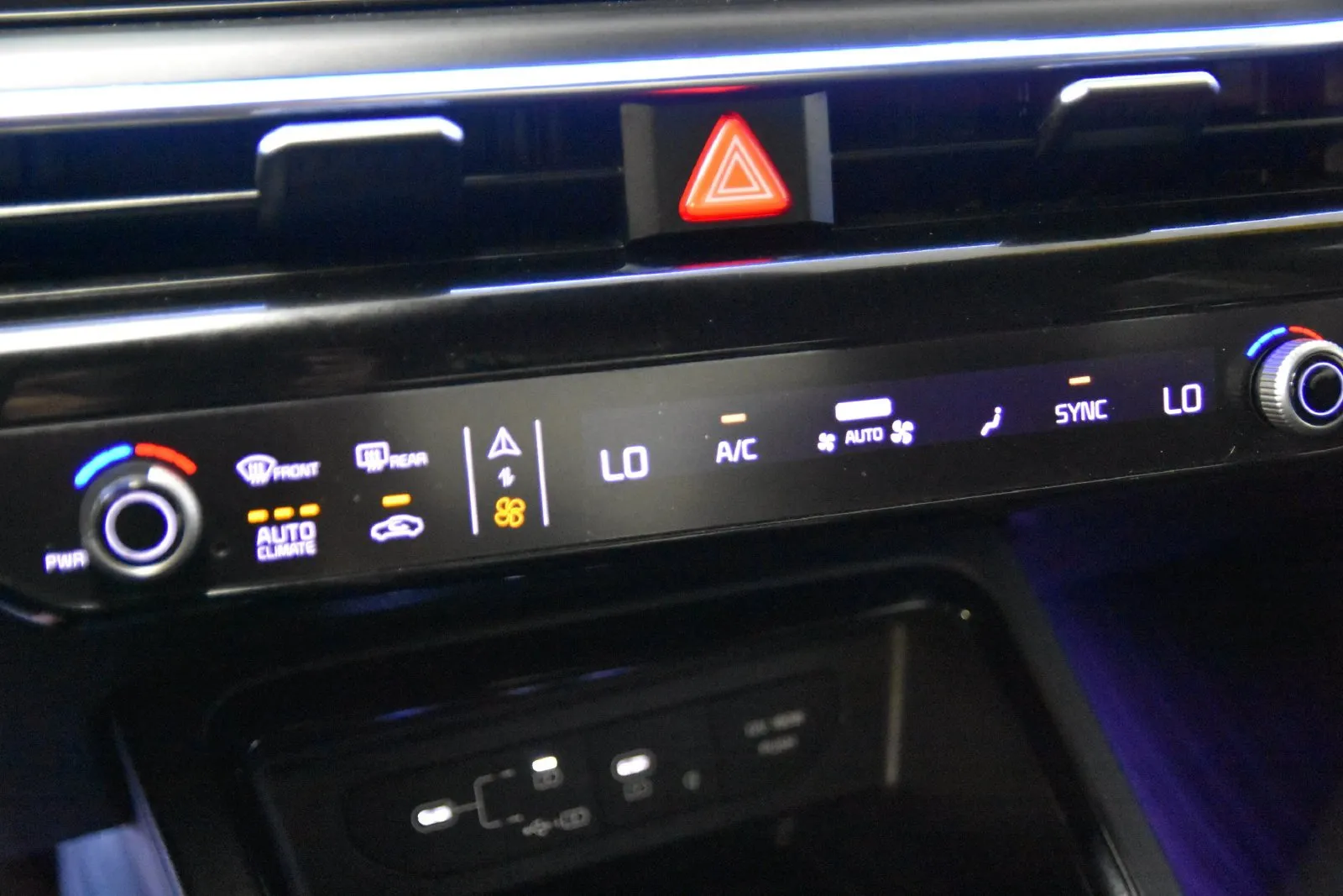 Kia K5 photo 21