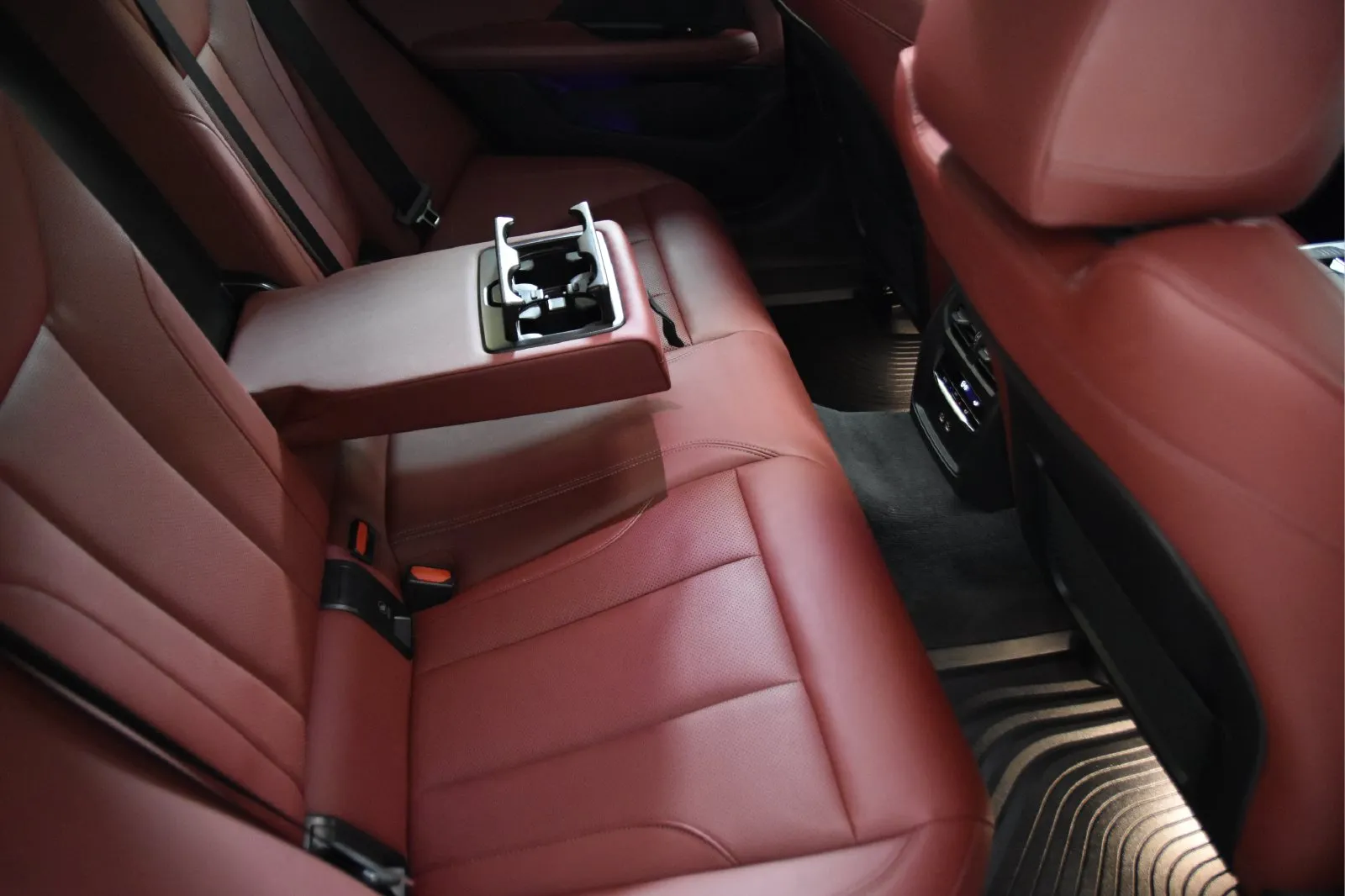 BMW 4 Series photo 37