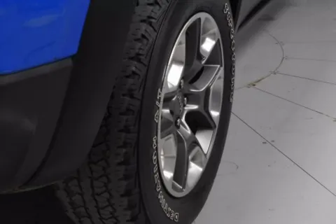 More photos of 2019 Jeep Cherokee Trailhawk at Trevinos Auto Mart, TX