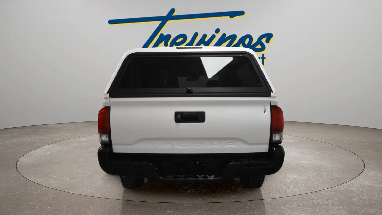 Toyota Tacoma photo 11
