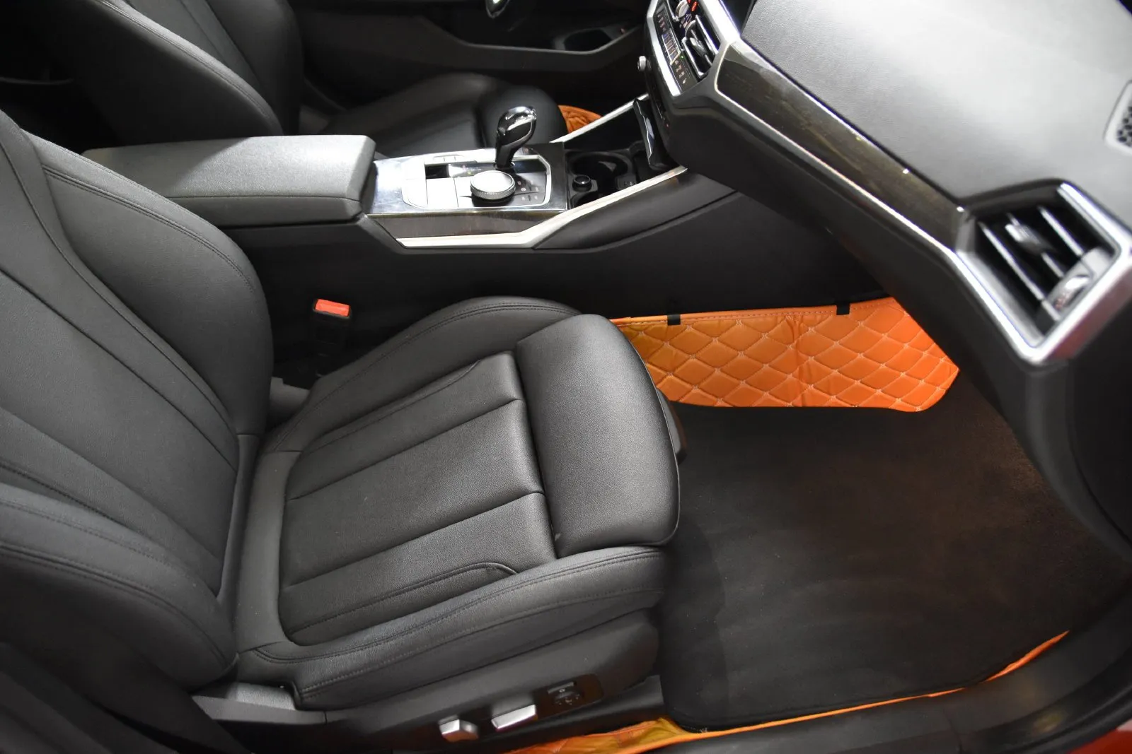 BMW 3 Series photo 35