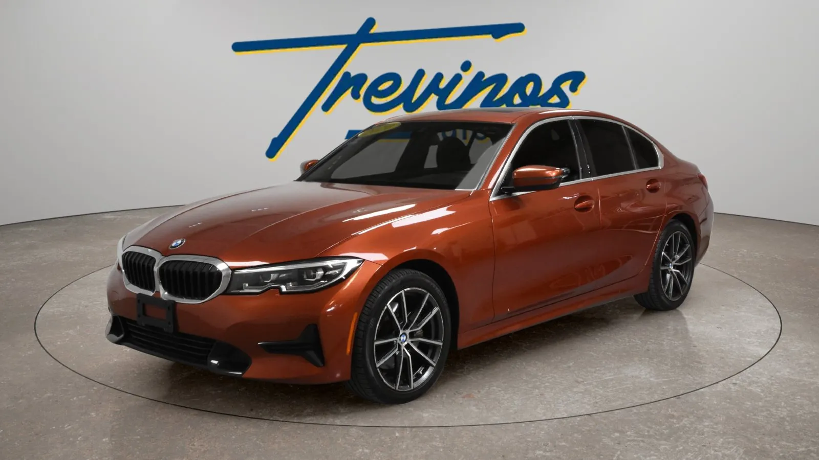 BMW 3 Series photo 8
