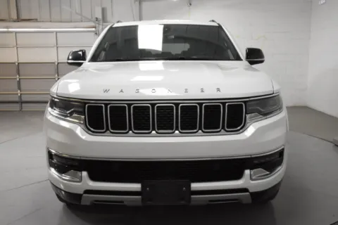 More photos of 2024 Jeep Wagoneer L Series II at Trevinos Auto Mart, TX
