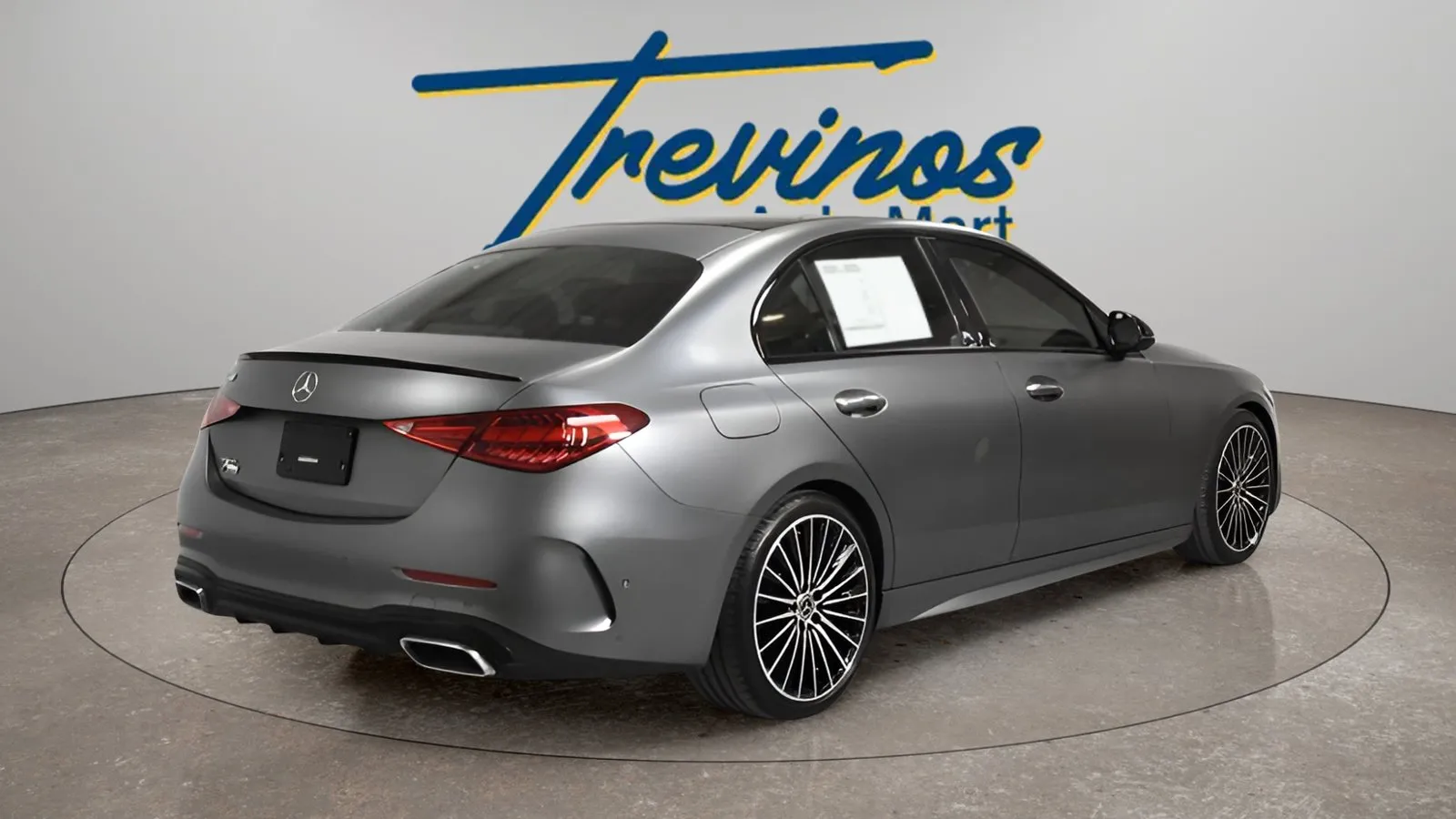 Mercedes-Benz C-Class photo 2