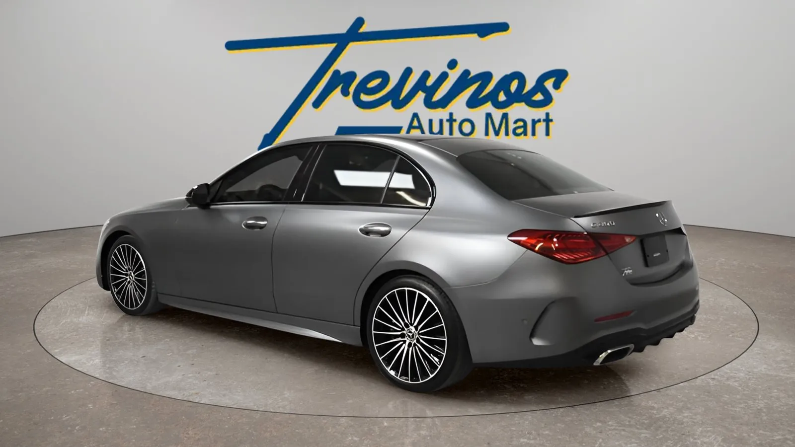 Mercedes-Benz C-Class photo 9
