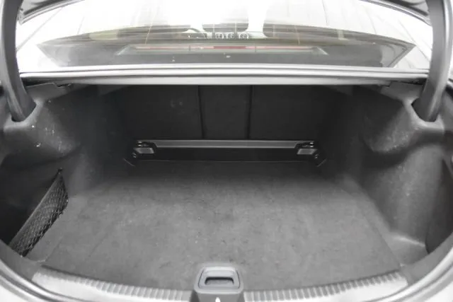 Mercedes-Benz C-Class photo 39