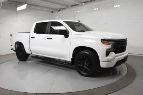 White 2025 Chevrolet Silverado 1500 Custom for sale in McAllen, TX