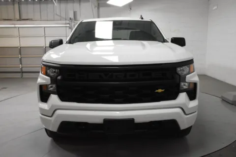 More photos of 2025 Chevrolet Silverado 1500 Custom at Trevinos Auto Mart, TX