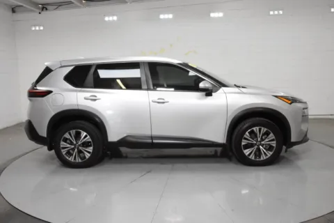 More photos of 2022 Nissan Rogue SV at Trevinos Auto Mart, TX