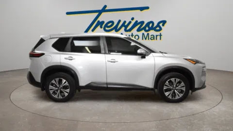 More photos of 2022 Nissan Rogue SV at Trevinos Auto Mart, TX