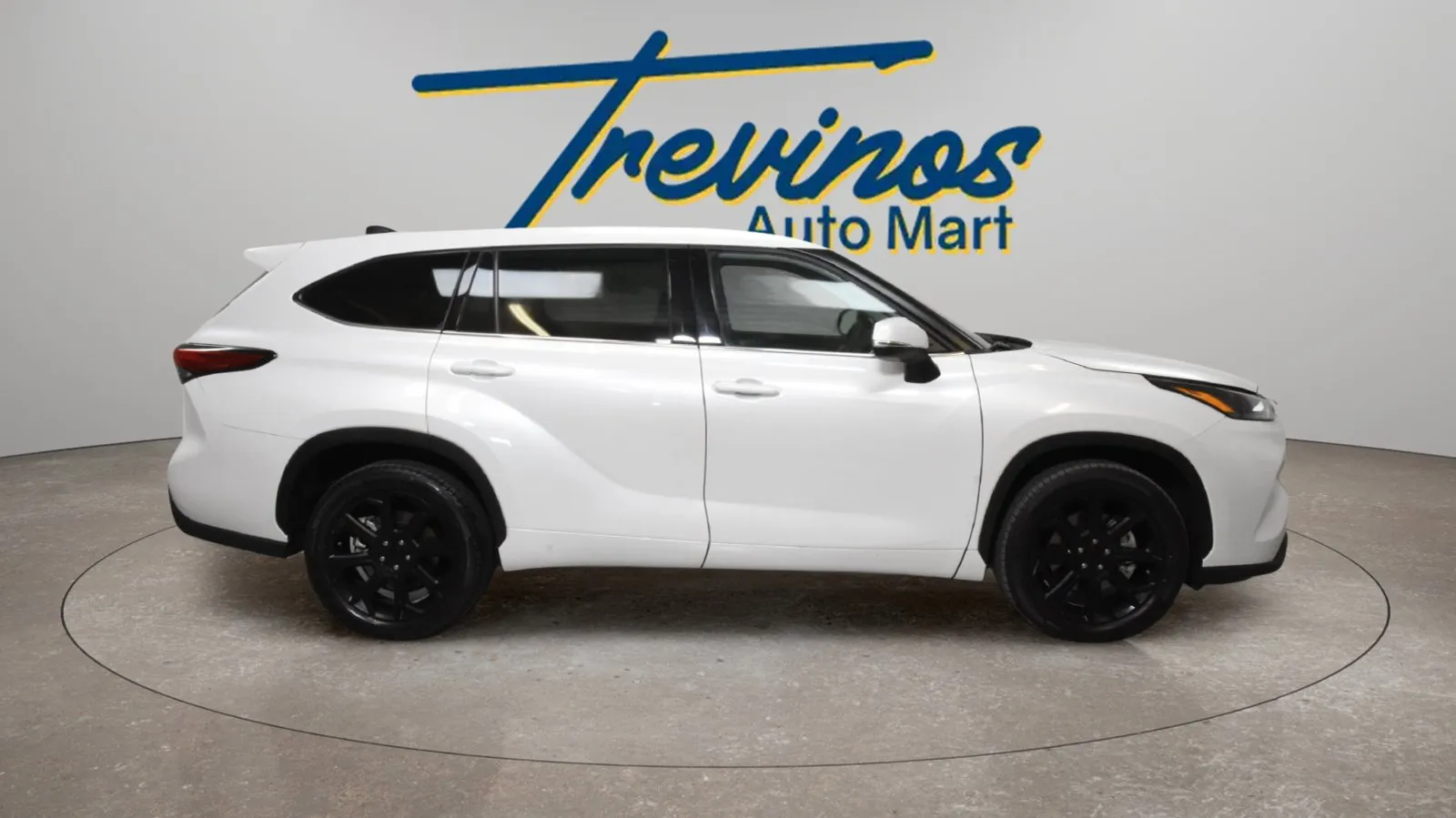 Toyota Highlander photo 5