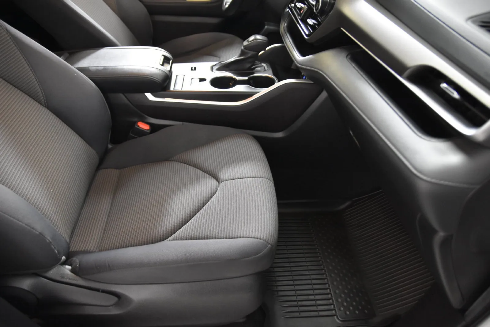 Toyota Highlander photo 33