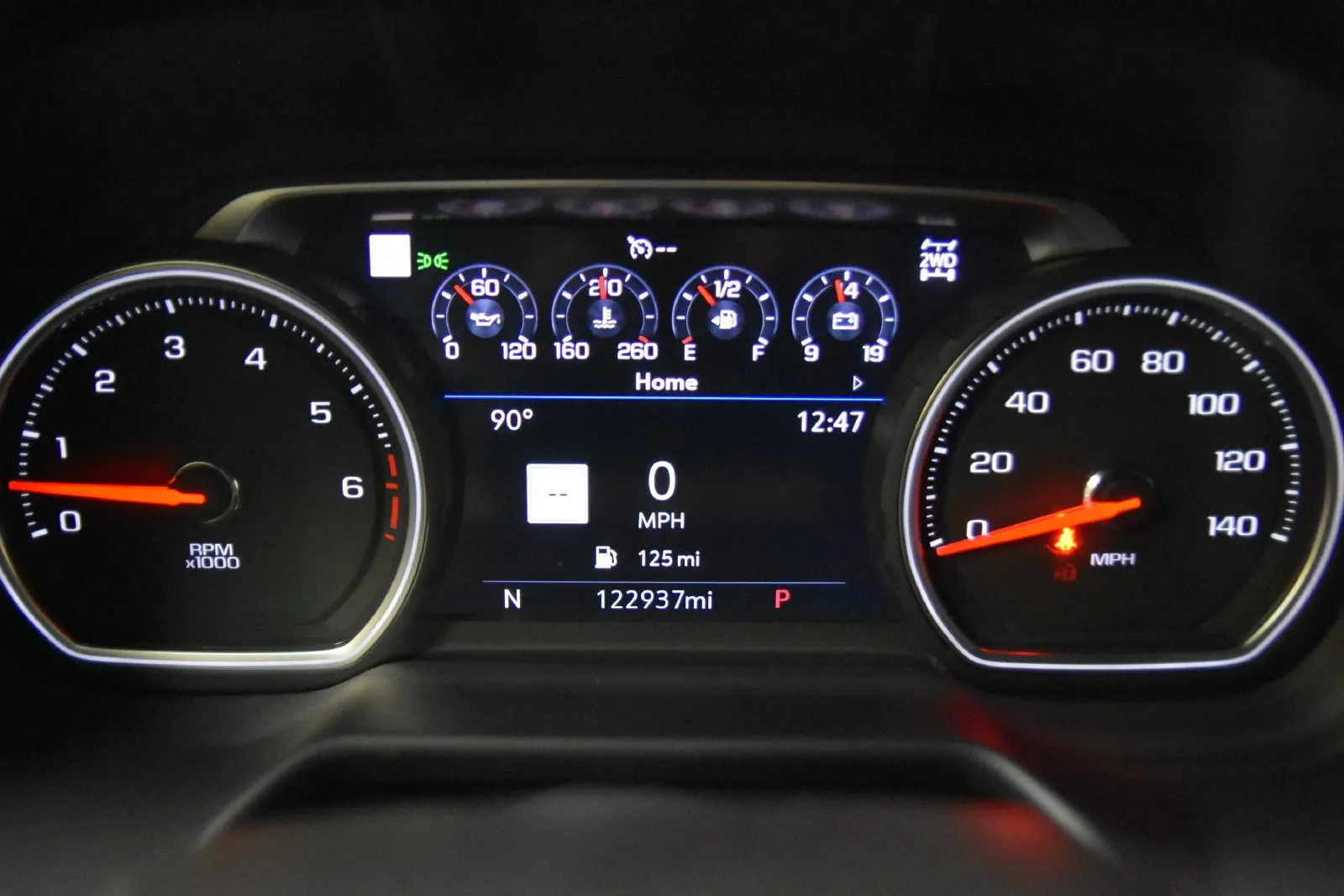 Chevrolet Suburban photo 16