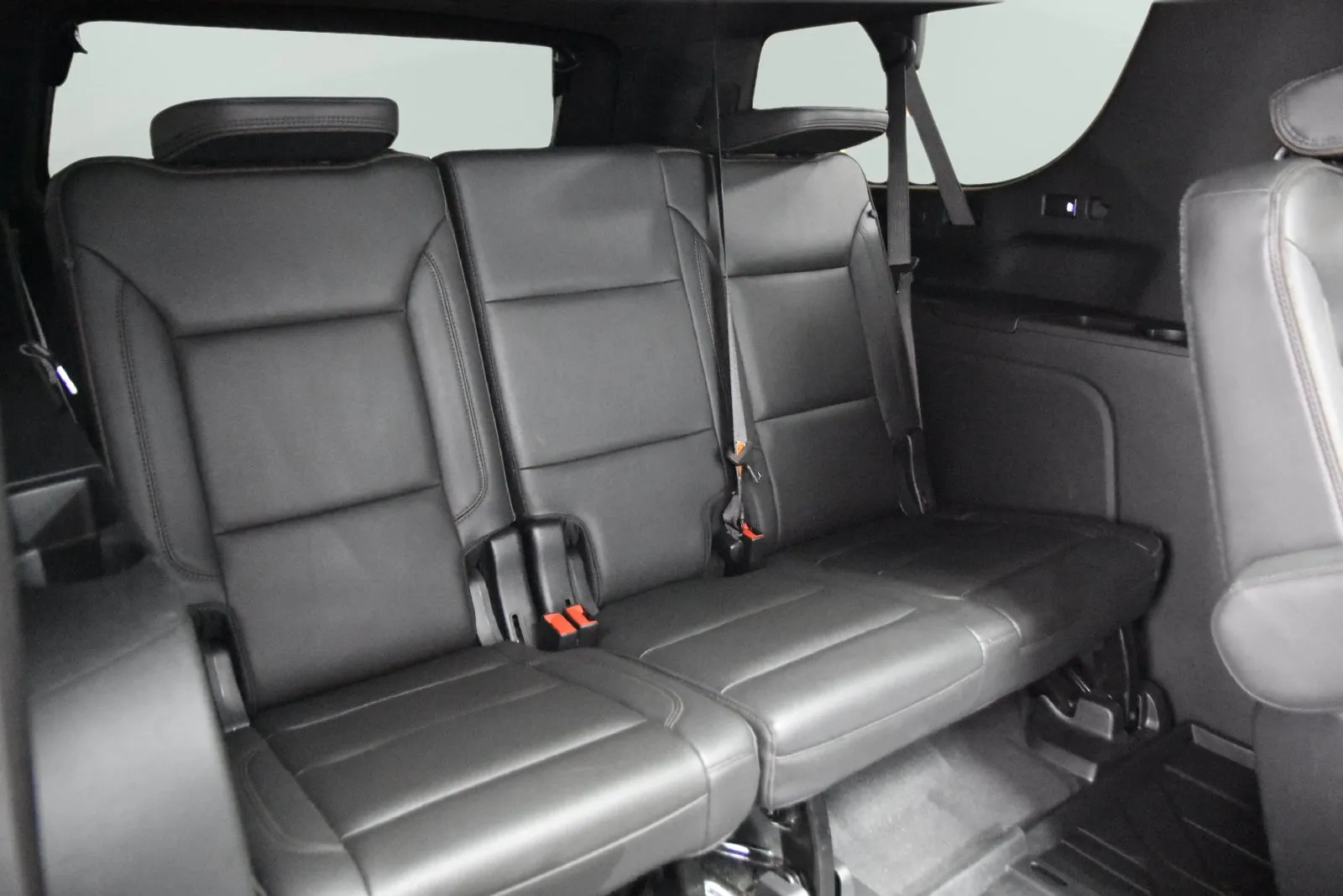 Chevrolet Suburban photo 37