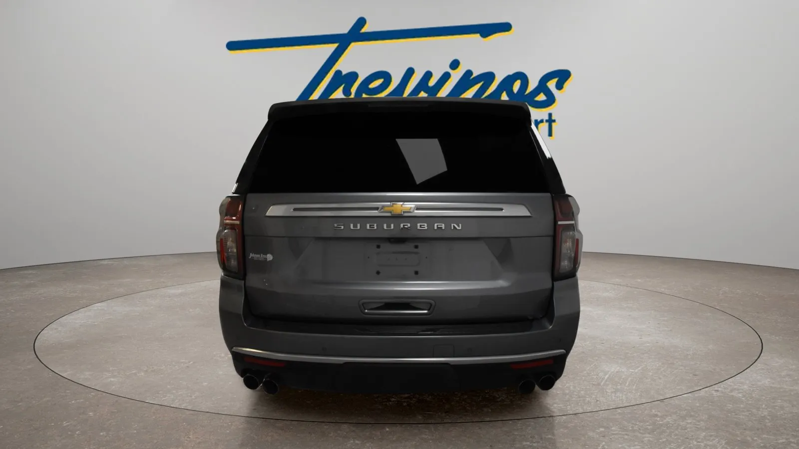 Chevrolet Suburban photo 8