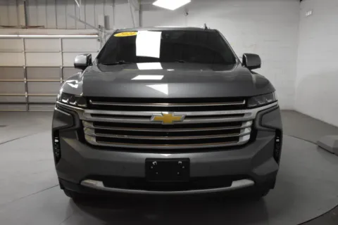 More photos of 2021 Chevrolet Suburban High Country at Trevinos Auto Mart, TX