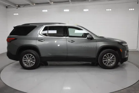 More photos of 2023 Chevrolet Traverse LT at Trevinos Auto Mart, TX