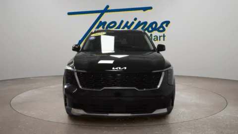 More photos of 2025 Kia Sorento S at Trevinos Auto Mart, TX