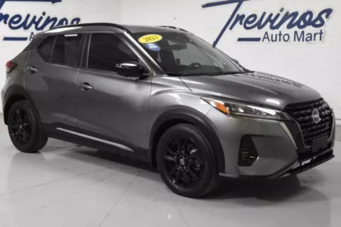 Gray 2023 Nissan Kicks SR for sale in McAllen, TX