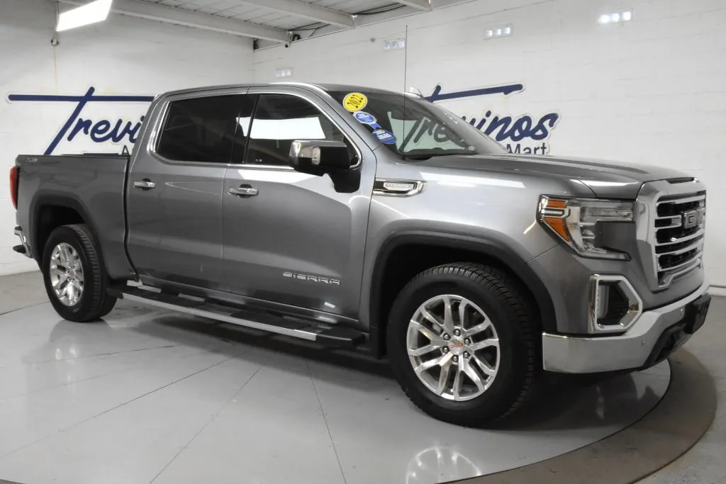 2022 GMC Sierra 1500 Limited Crew Cab SLT Pickup 4D 5 3/4 ft