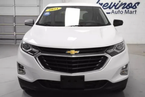 More photos of 2021 Chevrolet Equinox LS at Trevinos Auto Mart, TX