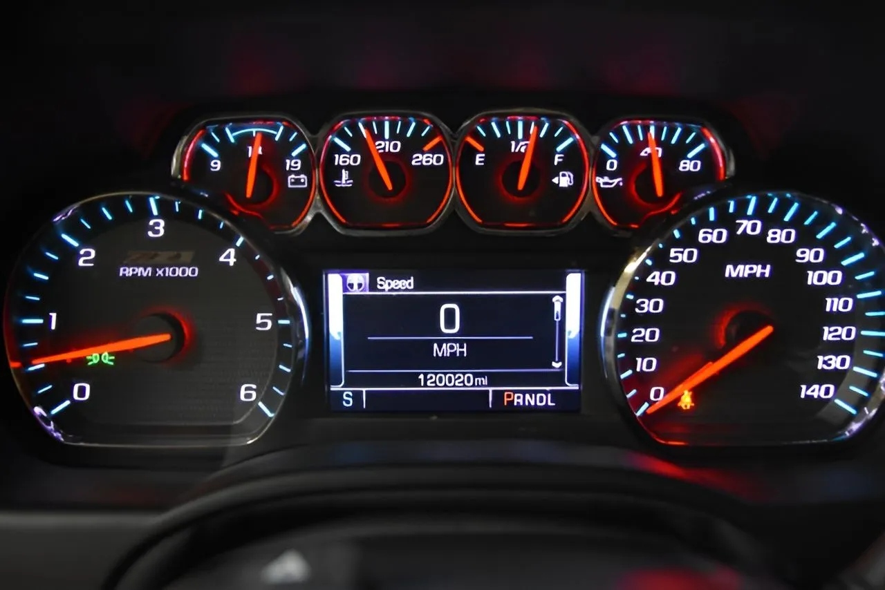 2019 Chevrolet Tahoe LT photo 21
