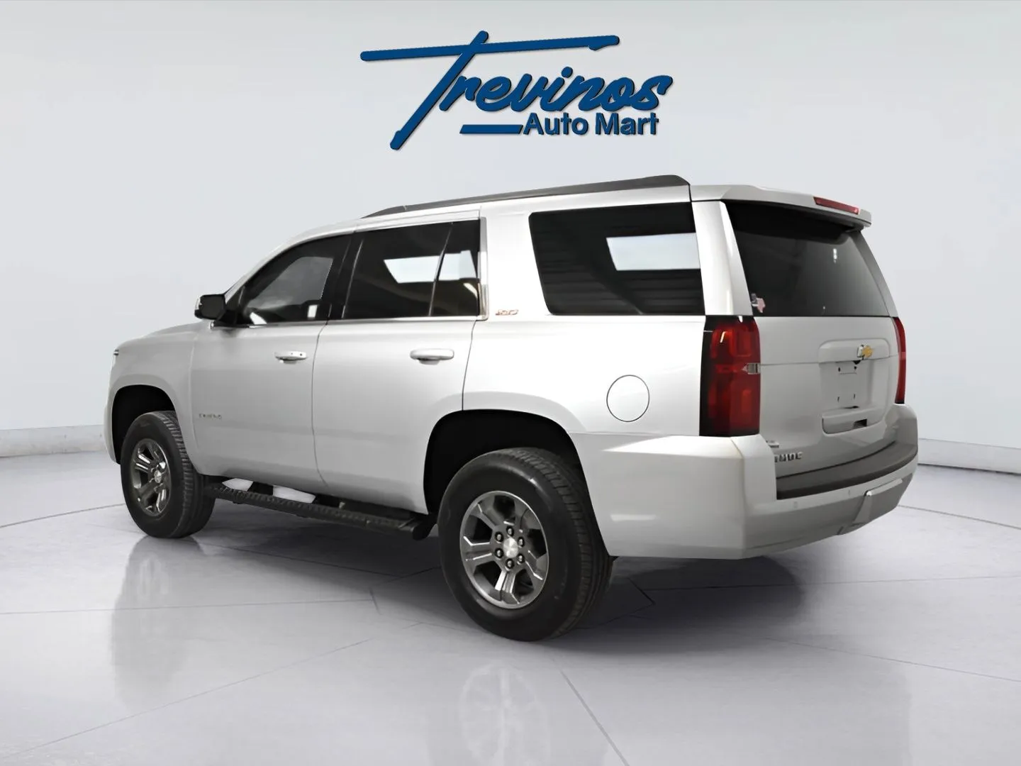 2019 Chevrolet Tahoe LT photo 32