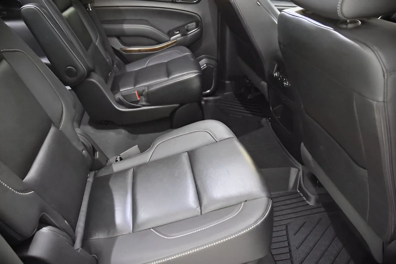2019 Chevrolet Tahoe LT photo 11