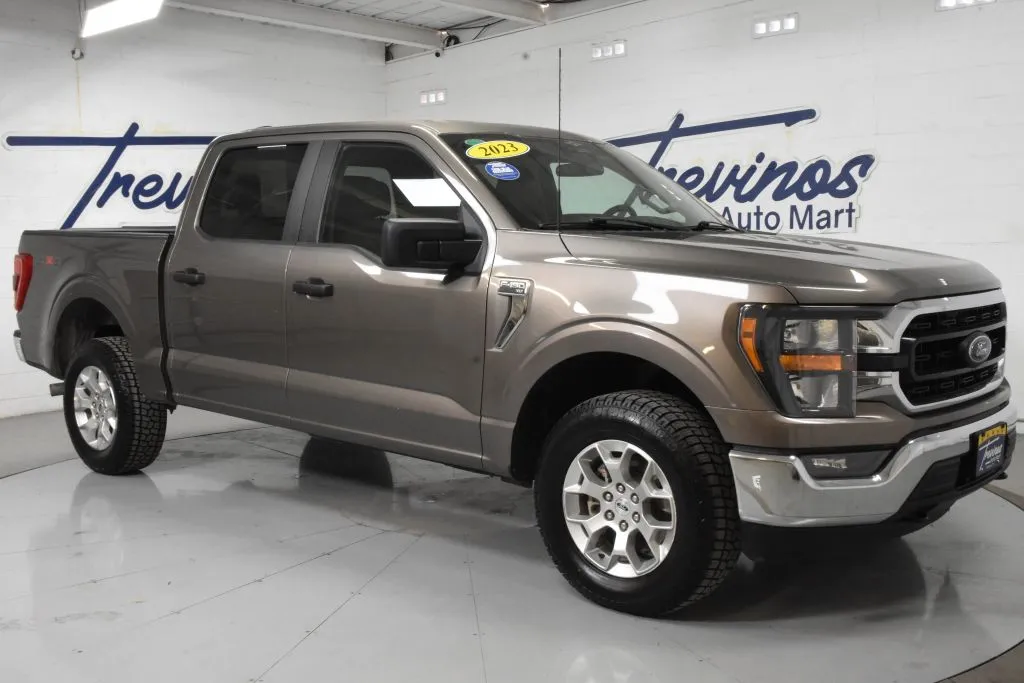 2023 Ford F-150 SuperCrew Cab XLT Pickup 4D 5 1/2 ft