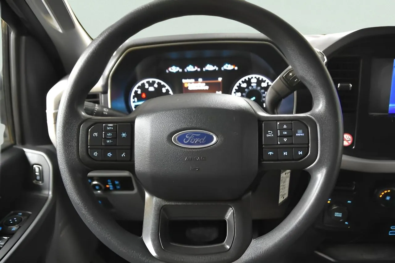 2023 Ford F-150 XLT photo 6