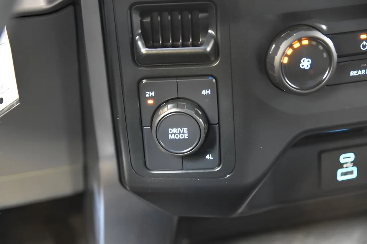 2023 Ford F-150 XLT photo 20